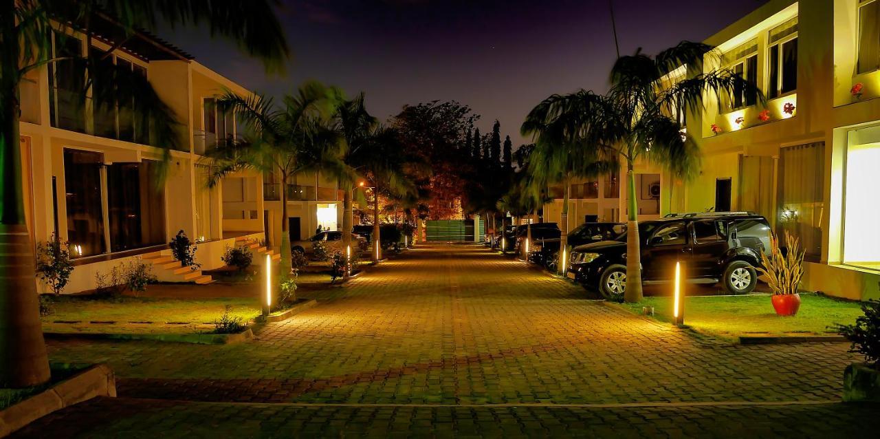 Azure Villas Dar es Salaam Esterno foto